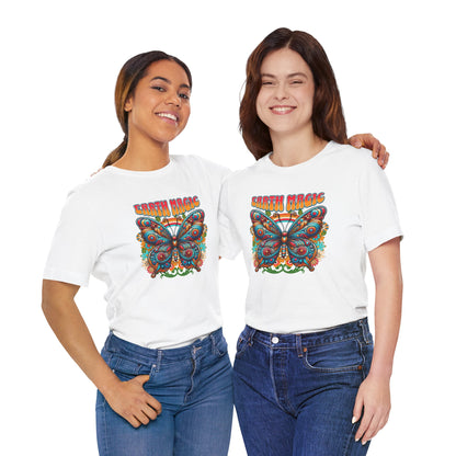 🦋✨ Earth Magic Retro Butterfly Te-Shirt 🌈🌼